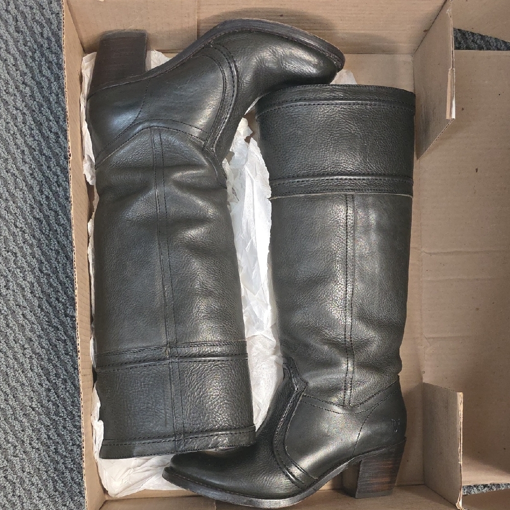 Black Knee-High Leather Boots